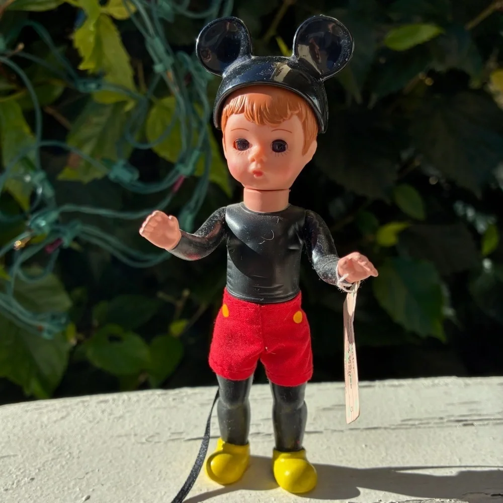 Set of 4 Madame Alexander Happy Meal Dolls from 2002